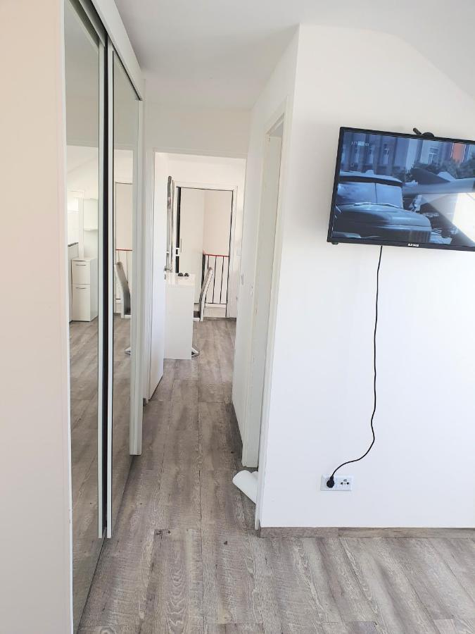 شقة Fmi110 Next To Airport روزلسهايم المظهر الخارجي الصورة