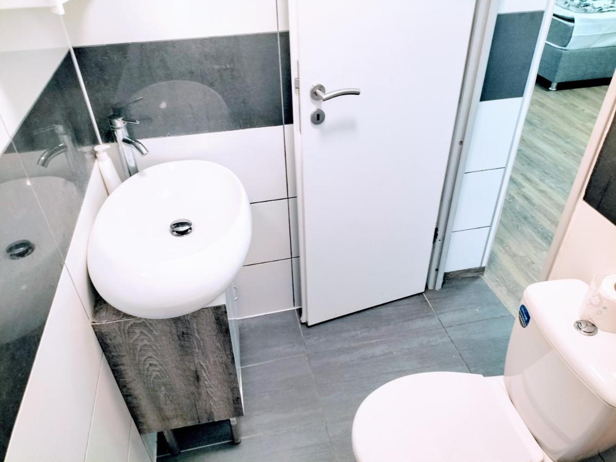 شقة Fmi110 Next To Airport روزلسهايم المظهر الخارجي الصورة